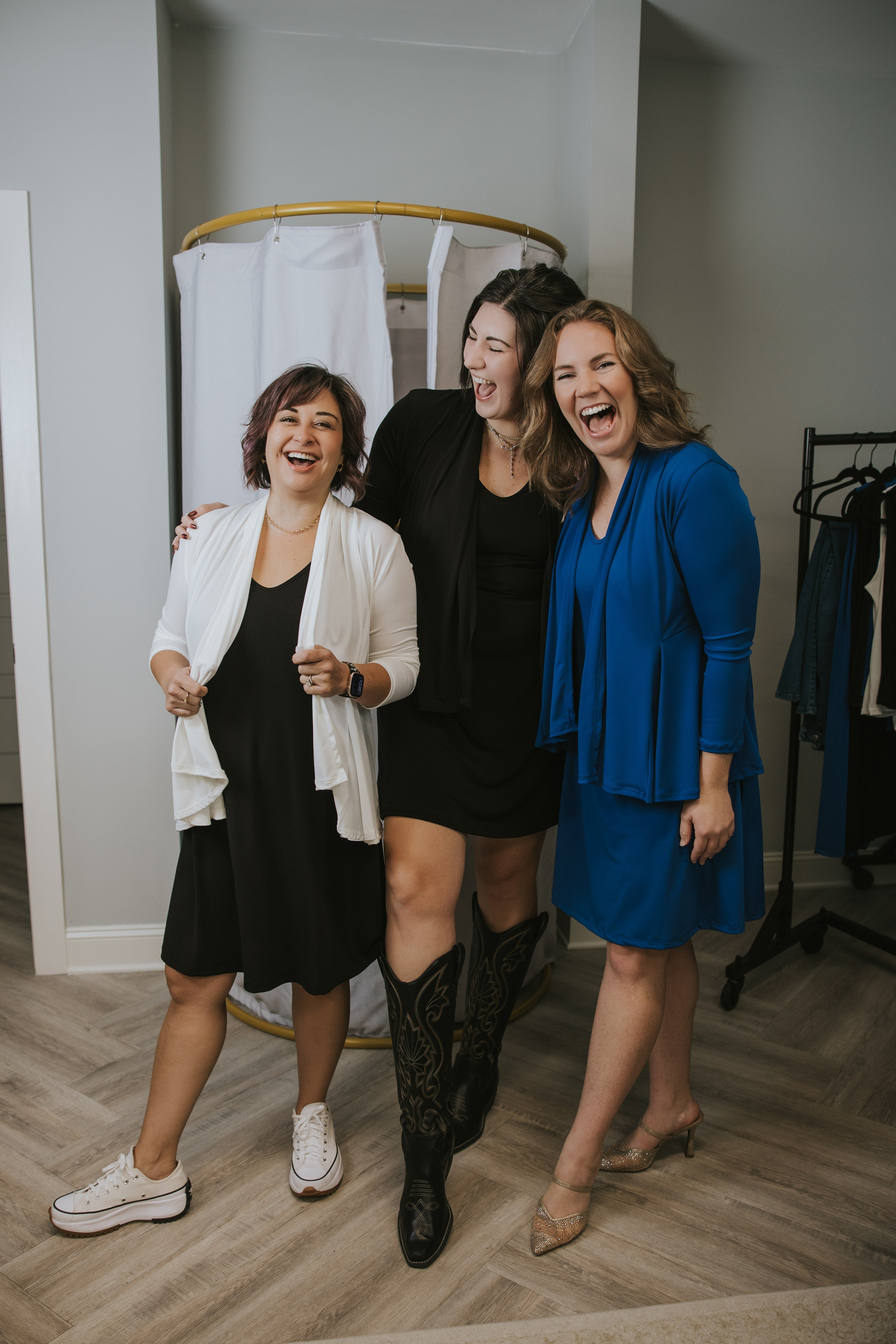 How to Dress a Long Torso and Short Legs: Flattering Style Tips for Yo Confidera How to Dress a Long Torso and Short Legs: Flattering Style Tips for Yo Confidera